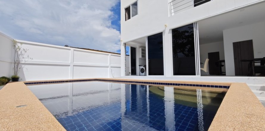 Дом в Паттайе, Таиланд с 4 спальнями  № 144372