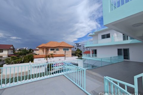 Propriété commerciale à Pattaya, Thaïlande 350 m2 № 144374 - photo 19