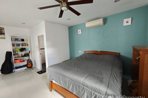 Propriété commerciale à Pattaya, Thaïlande 350 m2 № 144374 - photo 7