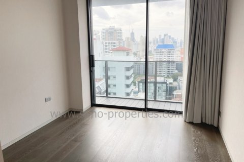 Condo in Bangkok, Thailand, 3 bedrooms  № 143534 - photo 25
