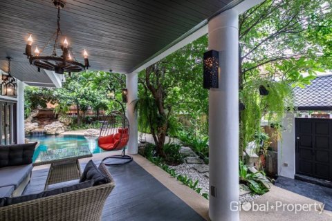 Maison à Pattaya, Thaïlande 4 chambres № 144373 - photo 4