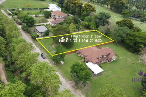 Terrain à Mae Rim, Thaïlande № 132385 - photo 1