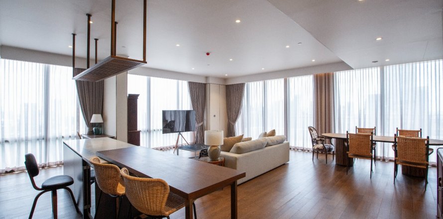 Кондоминиум с 3 спальнями в Патхум Ване, Бангкок, Таиланд № 132389