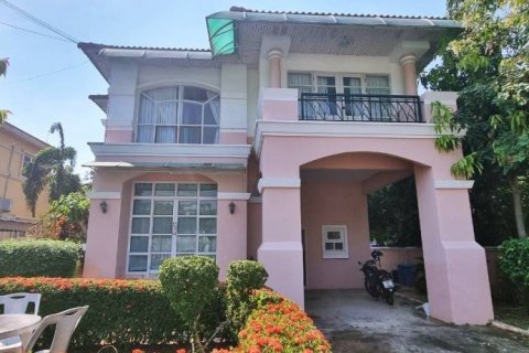 Дом в Паттайе, Таиланд с 3 спальнями  № 86458 - фото 1