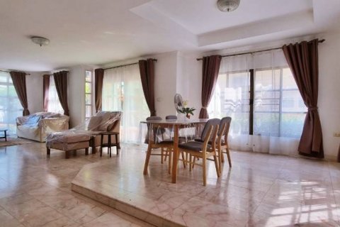 Дом в Паттайе, Таиланд с 3 спальнями  № 86458 - фото 6