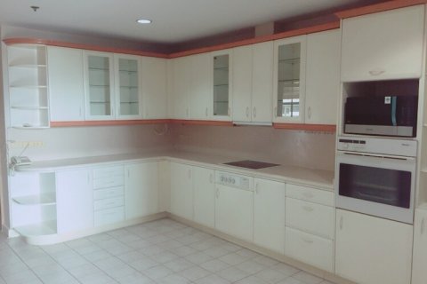 Кондоминиум с 5 спальнями в Бангкоке, Таиланд № 143849 - фото 5