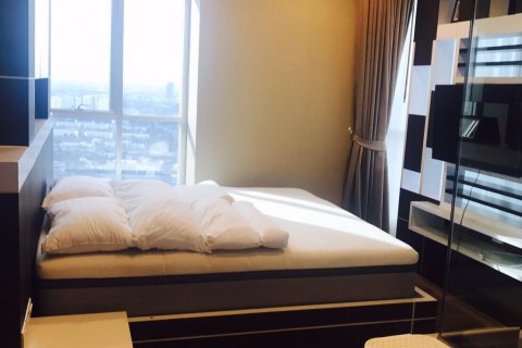 Кондоминиум с 2 спальнями в Бангкоке, Таиланд № 143850 - фото 4