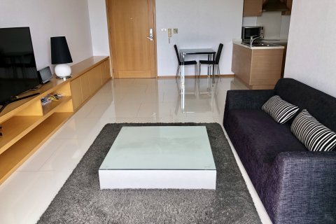 Кондоминиум с 1 спальней в Бангкоке, Таиланд № 143846 - фото 2