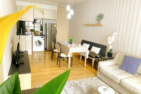 Condo in Bangkok, Thailand, 2 bedrooms № 86817 - photo 2