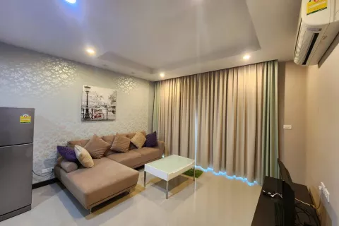 Studio dans le Condo à Chiang Mai, Thaïlande  № 142726