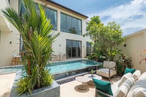 Villa in Bang Tao, Thailand 4 bedrooms № 74362 - photo 2