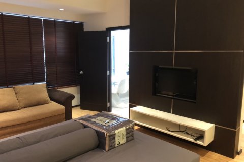 Таунхаус в Бангкоке, Таиланд с 4 спальнями № 143978 - фото 13