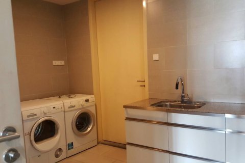 Кондоминиум с 3 спальнями в Ян Наве, Бангкок, Таиланд № 143980 - фото 5