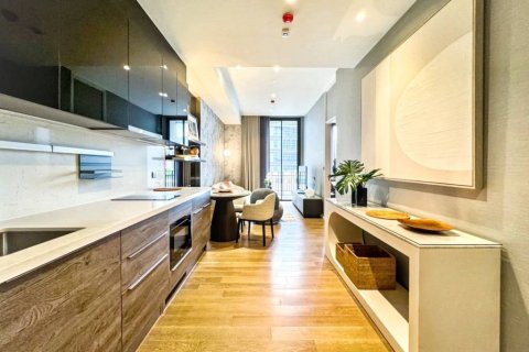 Condo in Bangkok, Thailand, 1 bedroom  № 132834 - photo 4