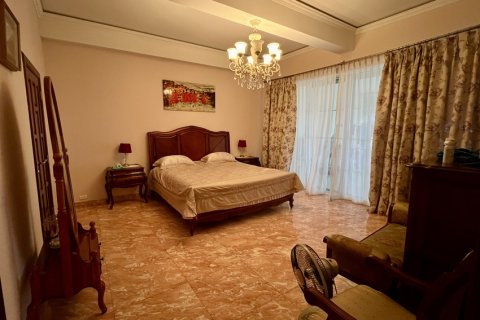 Apartamento de 3 dormitorios en Pattaya, Tailandia № 123342 - foto 5
