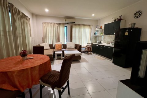 Apartamento de 3 dormitorios en Pattaya, Tailandia № 123342 - foto 13