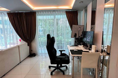 Apartamento de 2 dormitorios en Pattaya, Tailandia № 123340 - foto 6