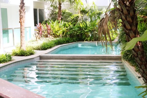 Apartamento de 2 dormitorios en Pattaya, Tailandia № 123340 - foto 18