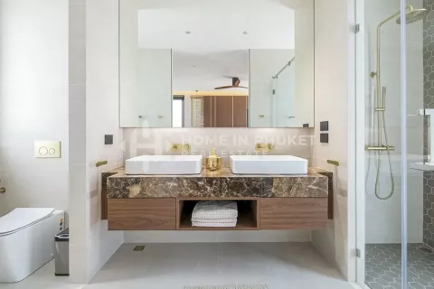 House in Phuket, Thailand 3 bedrooms № 132031 - photo 24