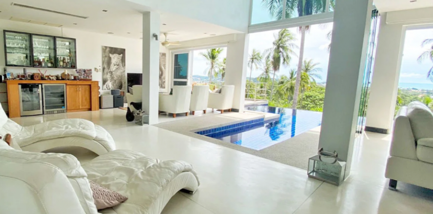 Villa in Ko Samui, Thailand 3 bedrooms № 123793