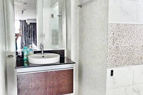 Коммерческая недвижимость в Дин Даенге, Бангкок, Таиланд 920м2  № 86656 - фото 8