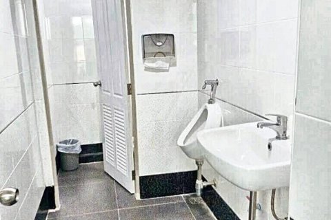 Коммерческая недвижимость в Дин Даенге, Бангкок, Таиланд 920м2  № 86656 - фото 9