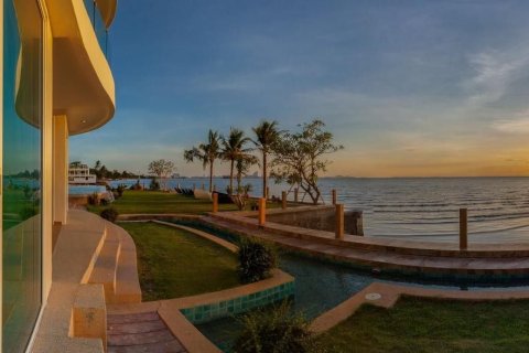 Studio in the Condo in Pattaya, Thailand  № 141964 - photo 2