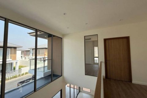 House in Pattaya, Thailand 4 bedrooms № 132559 - photo 6