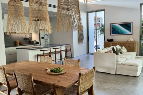 Villa in Bang Tao, Thailand 3 bedrooms № 132558 - photo 6
