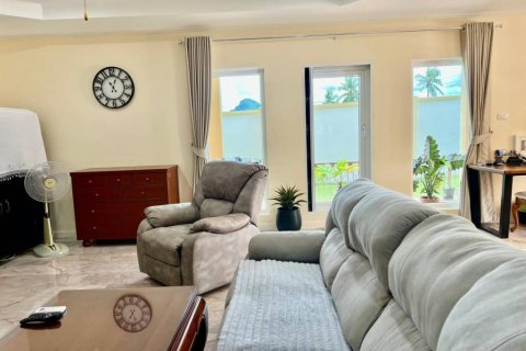 House in Bang Sare, Thailand 4 bedrooms № 132561 - photo 6