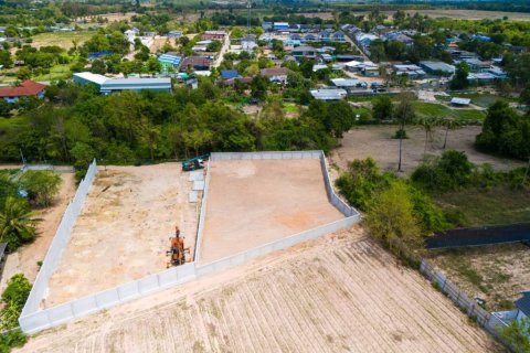 Земельный участок в Паттайе, Таиланд  № 132805 - фото 2