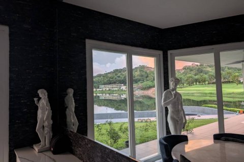 Villa in Kathu, Thailand 4 bedrooms № 132806 - photo 6