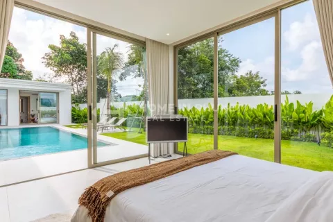 House in Phuket, Thailand 4 bedrooms № 132053 - photo 11