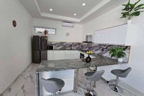 Maison à Pattaya, Thaïlande 6 chambres № 119076 - photo 9