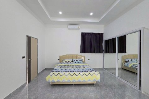 Maison à Pattaya, Thaïlande 6 chambres № 119076 - photo 22