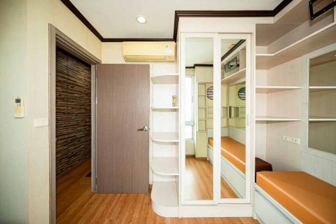 Кондоминиум с 2 спальнями в Пхракханонге, Бангкок, Таиланд № 125823 - фото 7