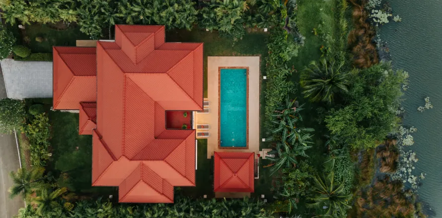 Villa à Phuket, Thaïlande 4 chambres № 119484