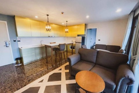 Condo à Bang Lamung, Thaïlande, 2 chambres № 87238 - photo 4