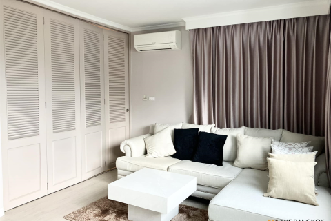 Condo in Bangkok, Thailand, 1 bedroom  № 185703
