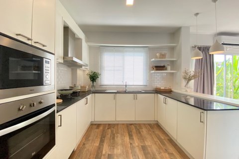 Дом в Чиангмае, Таиланд с 3 спальнями  № 100570 - фото 14