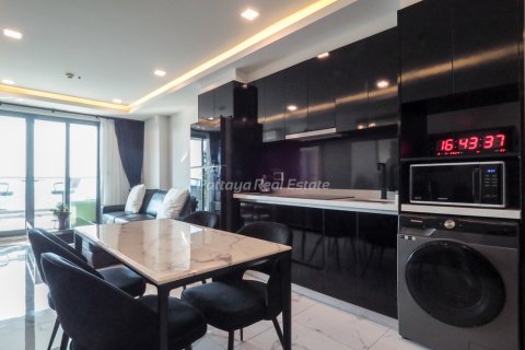 Condo à Bang Lamung, Thaïlande, 2 chambres № 100567 - photo 2