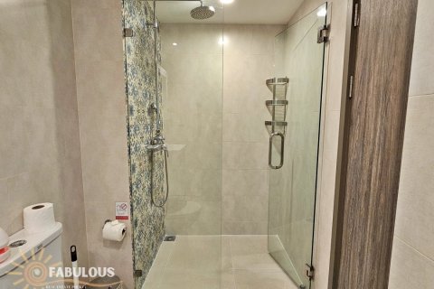 Condo on Nai Yang, Thailand, 1 bedroom  № 124256 - photo 11