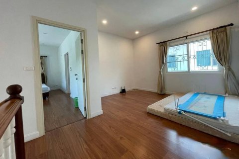 House in Chiang Mai, Thailand 4 bedrooms № 121937 - photo 17