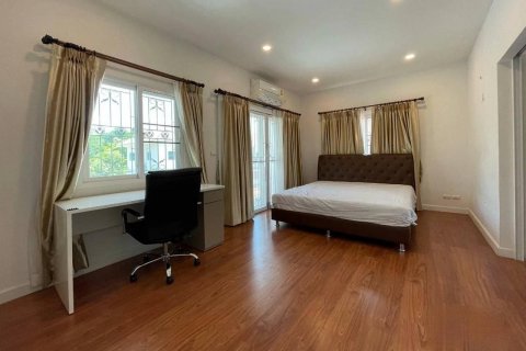 House in Chiang Mai, Thailand 4 bedrooms № 121937 - photo 14