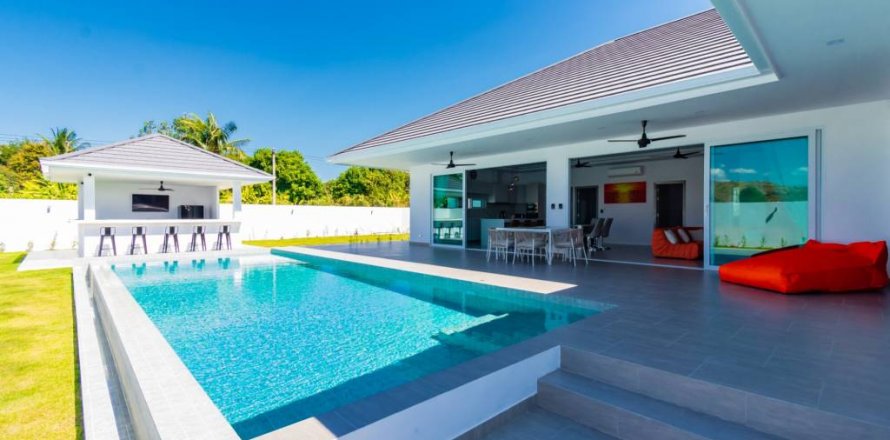 Вилла в Хуа Хине, Таиланд с 4 спальнями  № 86735