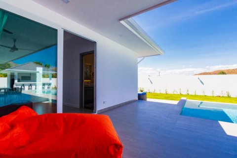 Вилла в Хуа Хине, Таиланд с 4 спальнями  № 86735 - фото 10