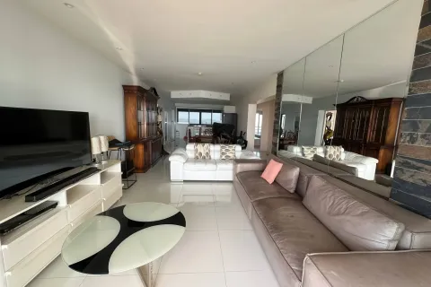 Apartment in Pattaya, Thailand 2 bedrooms № 80969 - photo 9