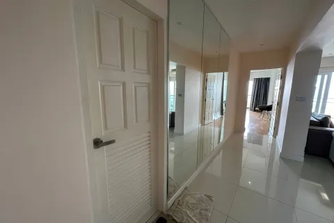 Apartment in Pattaya, Thailand 2 bedrooms № 80969 - photo 15