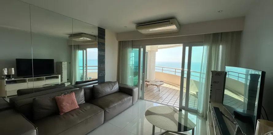 Apartment in Pattaya, Thailand 2 bedrooms № 80969