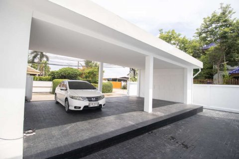 House in Chiang Mai, Thailand 5 bedrooms № 119966 - photo 20